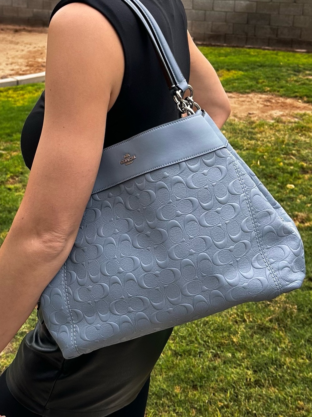 Coach Lexi  leather shoulder bag in blue